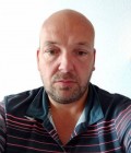 Rencontre Homme : Emmanuel, 46 ans à France  Ledetroit